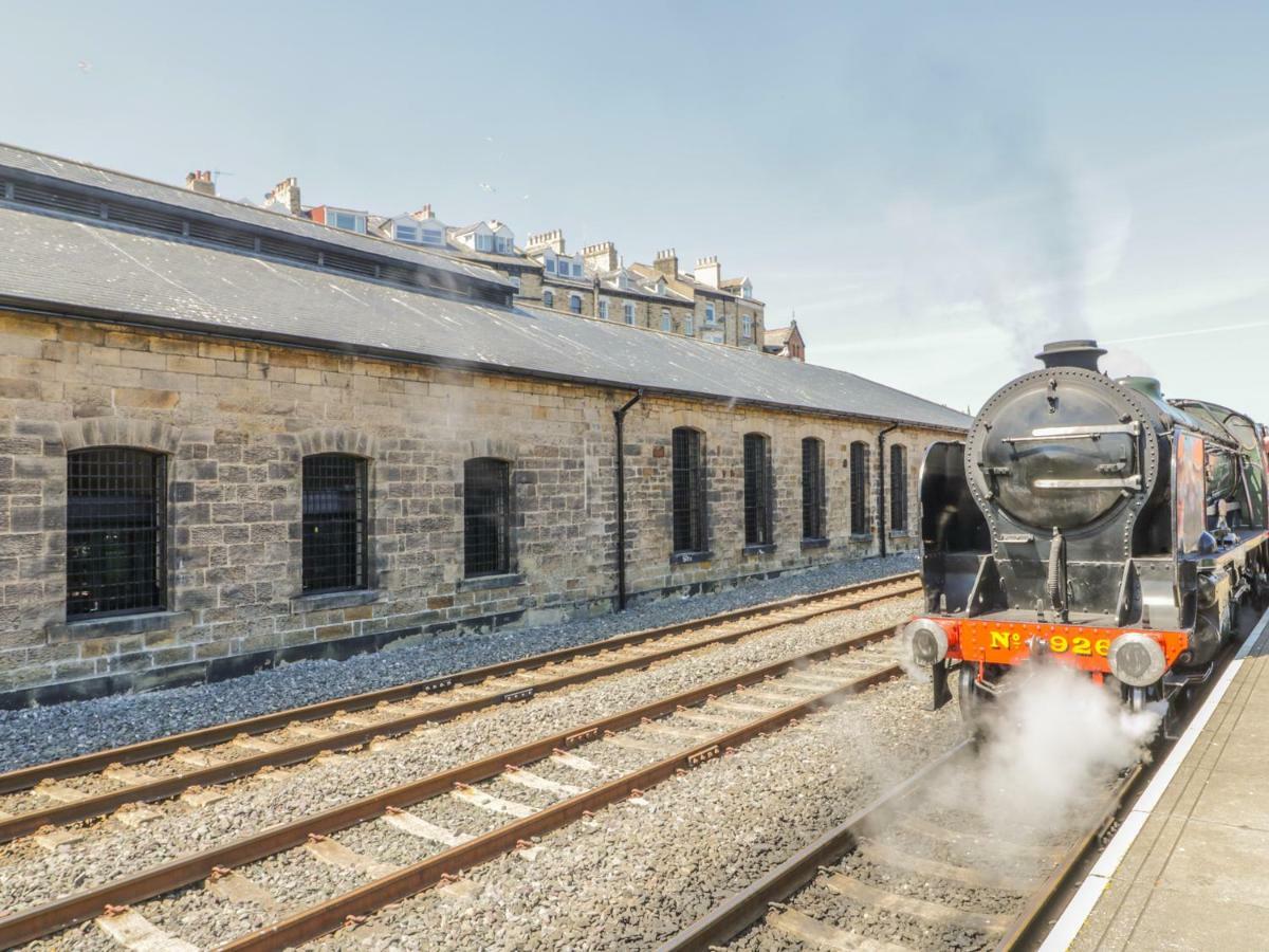 Mallard Engine Shed Вітбі Екстер'єр фото